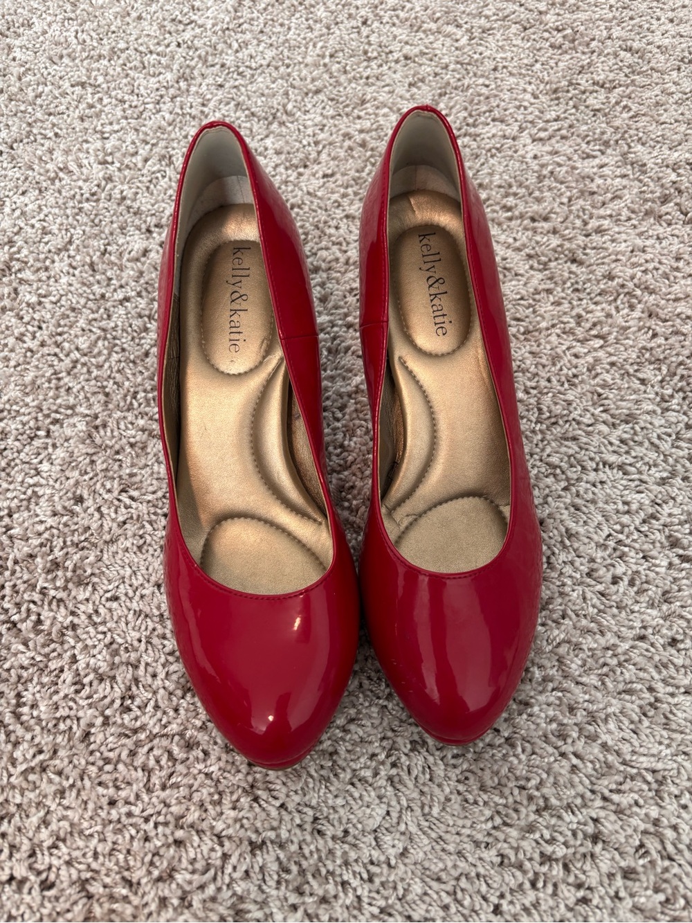 Kelly & Katie Glossy Red Round-Toe Heels